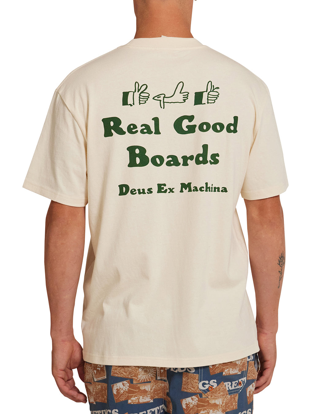 DMF241564C.RealGoodTee.DirtyWhite.9|Model