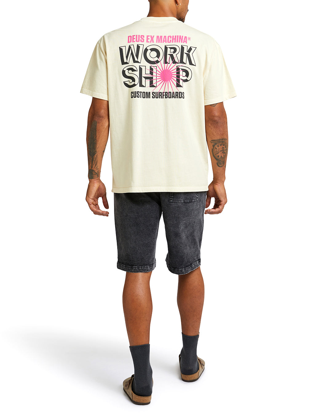 Surf Shop Tee - Dirty White|Model
